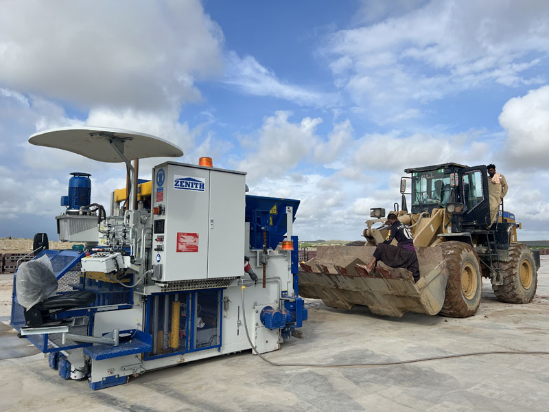 Pakistan 913 Brick Laying Machine